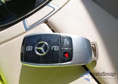 2017 Mercedes-Benz E 300 from USA, damaged, VIN WDDZF4JB5HA103116